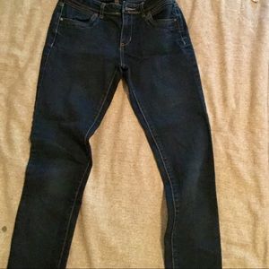 SimplyVera-Vera Wang Ankle Jean. Size 2. 👖